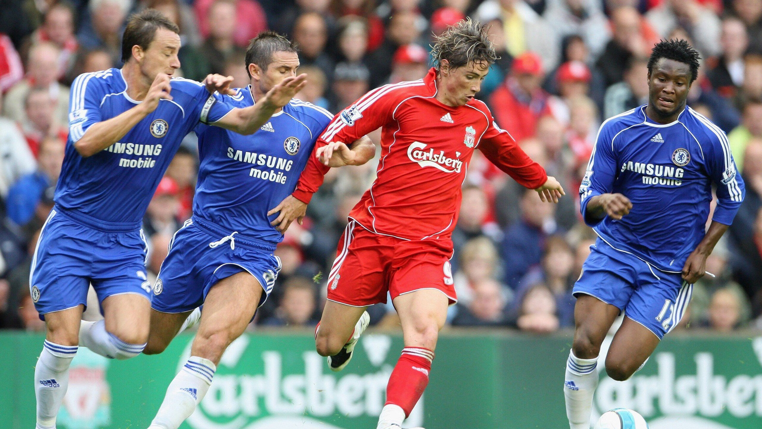 《电竞硬件设备不断创新，专业电竞装备成为趋势》，电竞设备测评